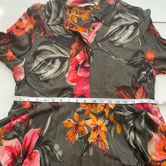 Soft Surroundings Provencia Green Floral Dress Handkerchief Hem Size PL - Picture 10 of 12